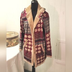 Faux fur lined lightweight multicolored jacket with hood.